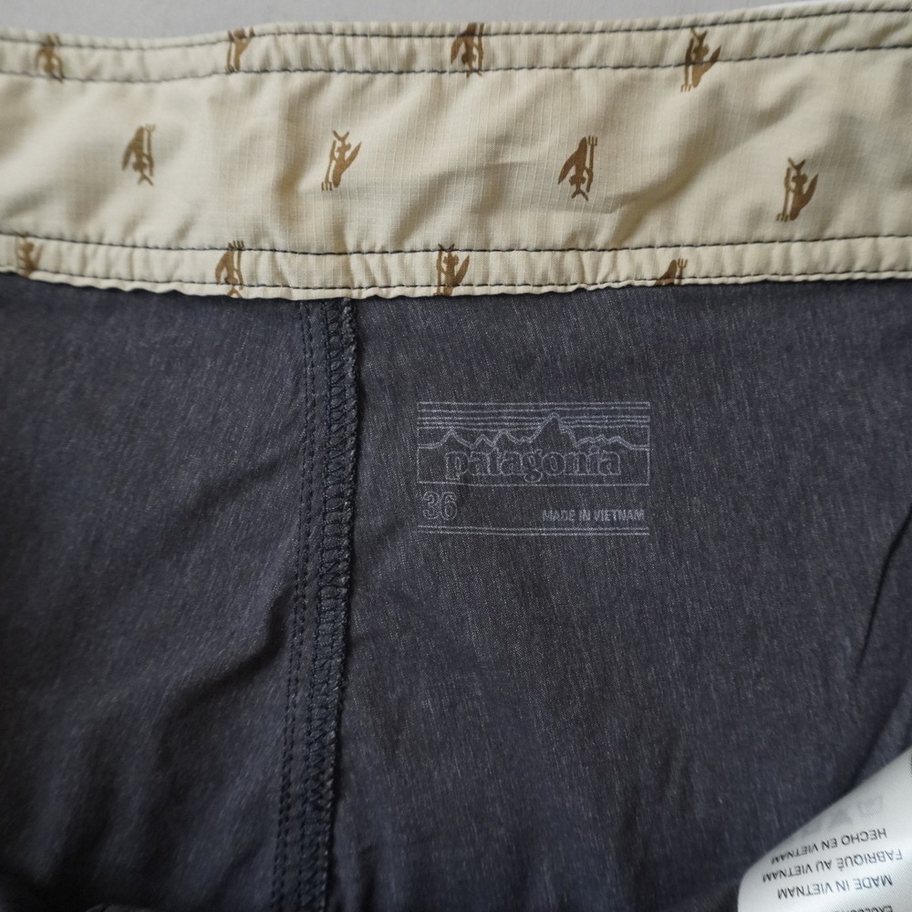 Patagonia Board Shorts 36 Mens Grey Camo Trim Stretch Surf Swim Trunks - Picture 5 of 9